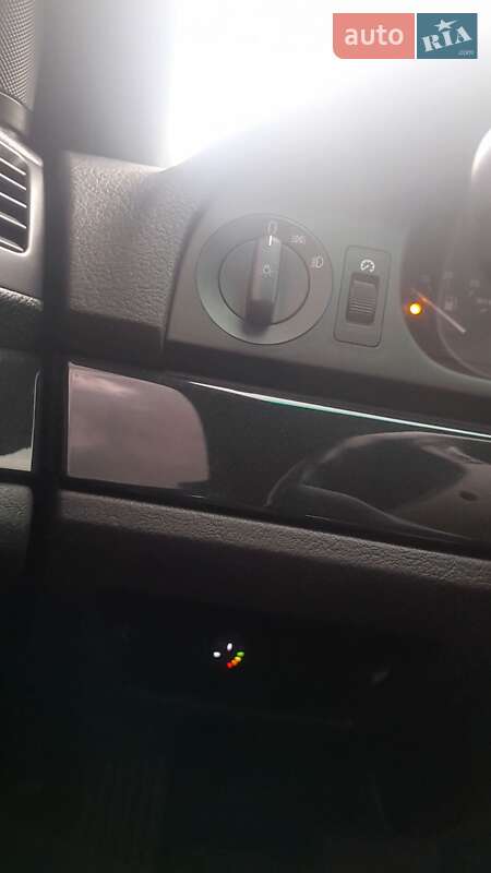 Седан BMW 5 Series 2002 в Киеве фото 56 Седан BMW 5 Series 2002 в Киеве