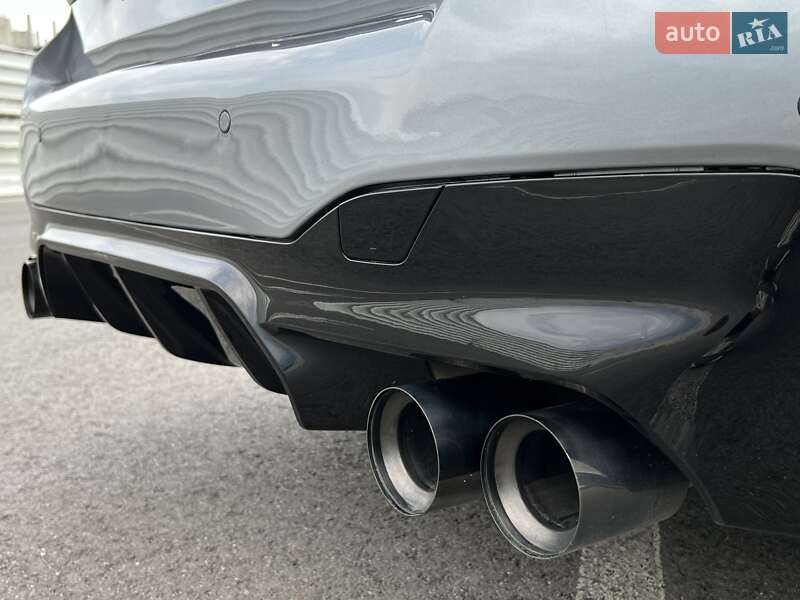 Седан BMW 5 Series 2017 в Львове