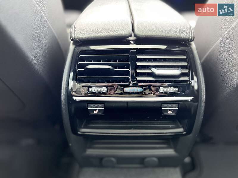 Седан BMW 5 Series 2017 в Львове