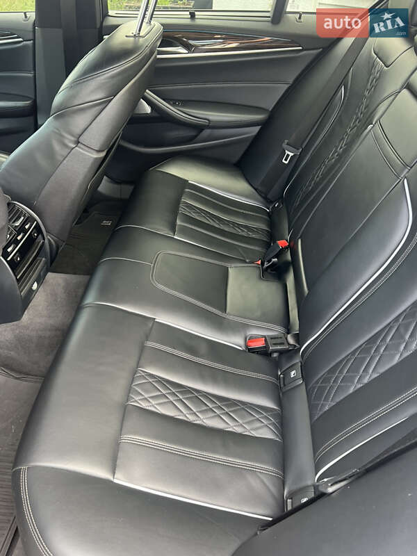 Седан BMW 5 Series 2017 в Иршаве фото 30 Седан BMW 5 Series 2017 в Иршаве