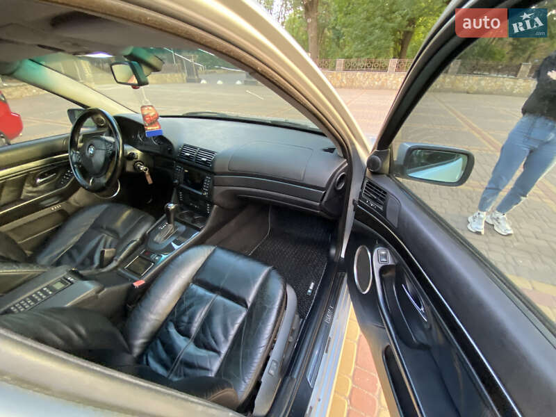 Седан BMW 5 Series 1998 в Кагарлику