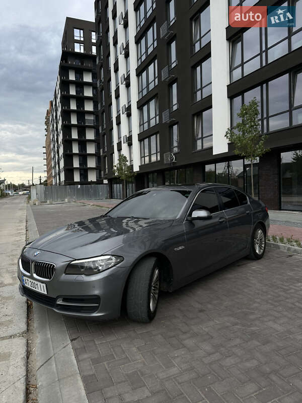 Седан BMW 5 Series 2015 в Ивано-Франковске