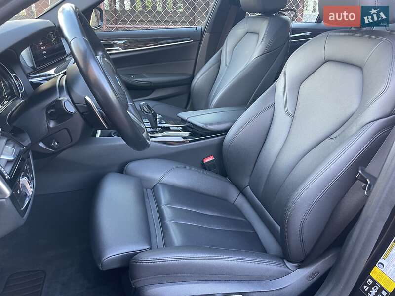 Седан BMW 5 Series 2017 в Львове фото 28 Седан BMW 5 Series 2017 в Львове