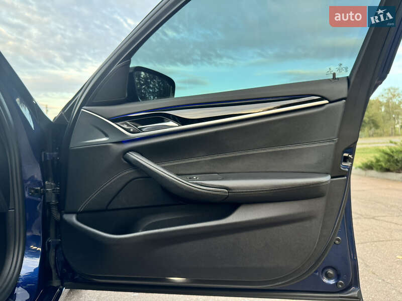 Седан BMW 5 Series 2016 в Житомире