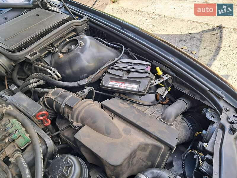 Седан BMW 5 Series 2000 в Черновцах