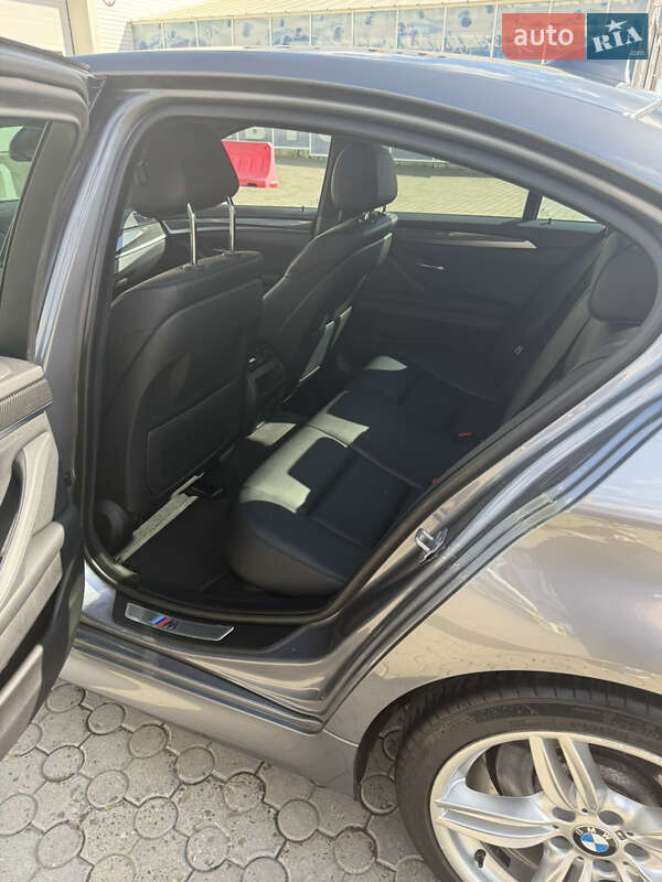 Седан BMW 5 Series 2016 в Черновцах