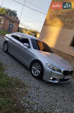 Седан BMW 5 Series 2010 в Полтаві