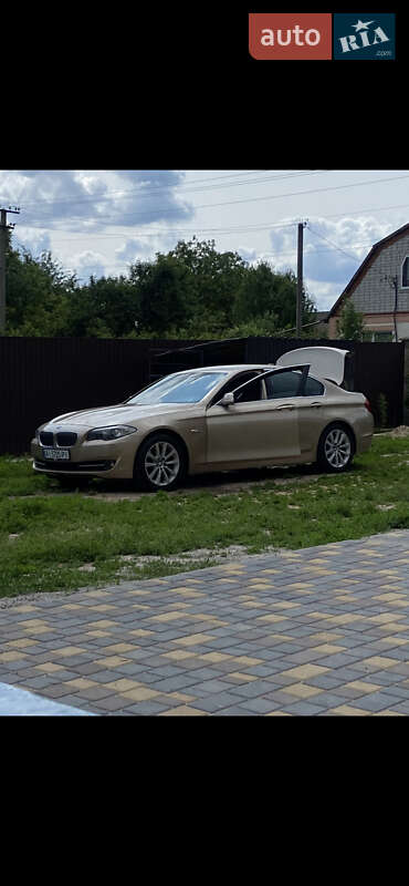 Седан BMW 5 Series 2012 в Лубнах