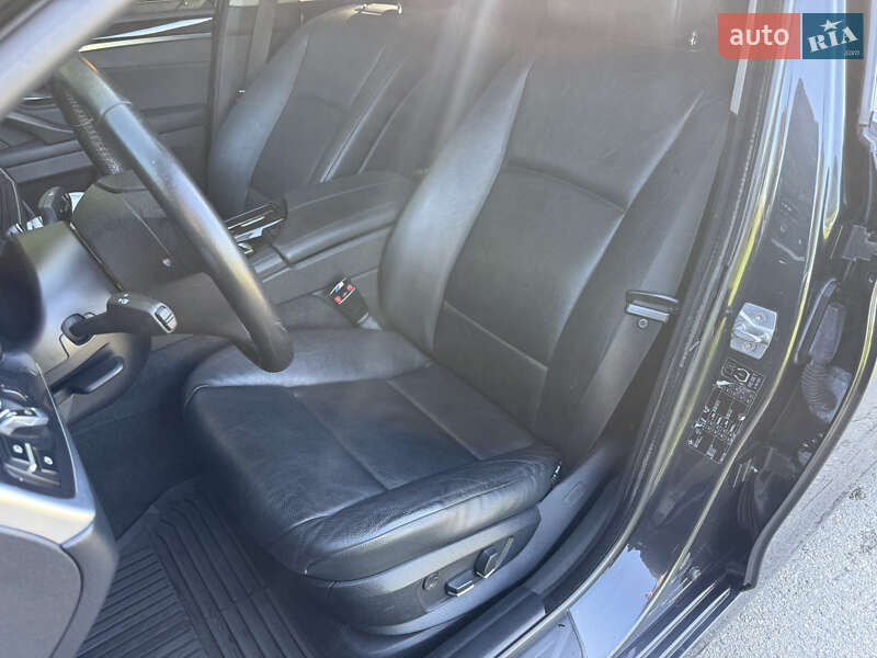 Седан BMW 5 Series 2011 в Ковелі