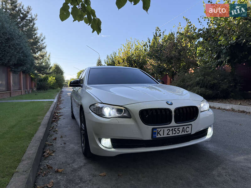 Седан BMW 5 Series 2012 в Києві
