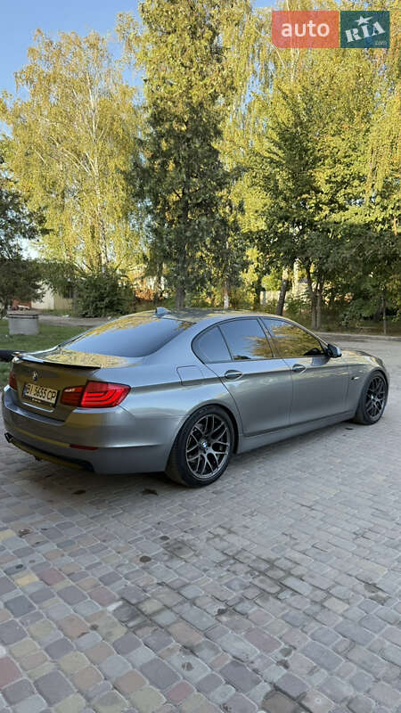 Седан BMW 5 Series 2010 в Хороле фото 5 Седан BMW 5 Series 2010 в Хороле