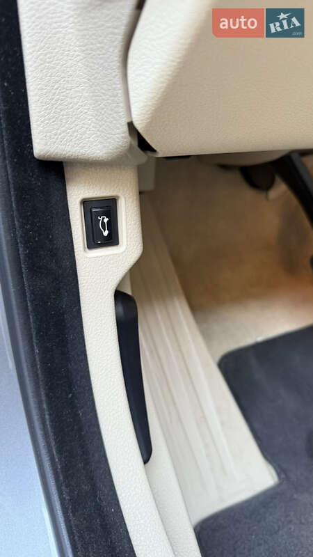 Седан BMW 5 Series 2010 в Хороле фото 25 Седан BMW 5 Series 2010 в Хороле