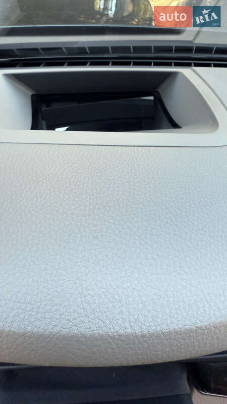 Седан BMW 5 Series 2010 в Хороле фото 27 Седан BMW 5 Series 2010 в Хороле