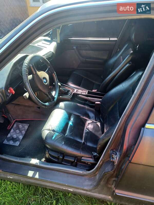 Седан BMW 5 Series 1990 в Шацке фото 4 Седан BMW 5 Series 1990 в Шацке
