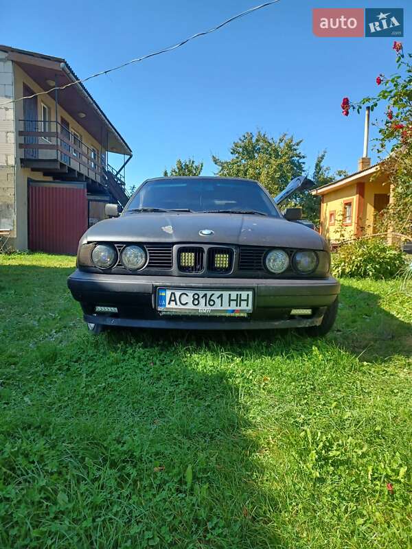 Седан BMW 5 Series 1990 в Шацке фото 9 Седан BMW 5 Series 1990 в Шацке