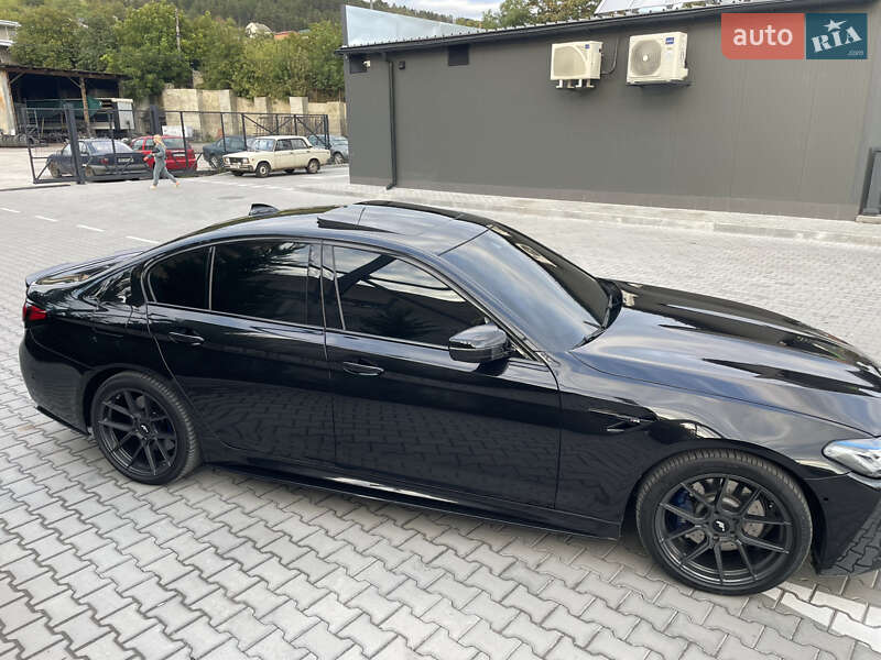 Седан BMW 5 Series 2018 в Виннице