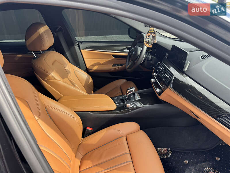 Седан BMW 5 Series 2018 в Виннице