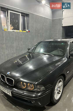 Седан BMW 5 Series 2002 в Киеве