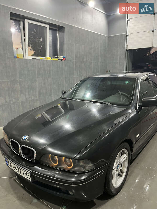 BMW 5 Series 2002 BMW 5 Series 2002