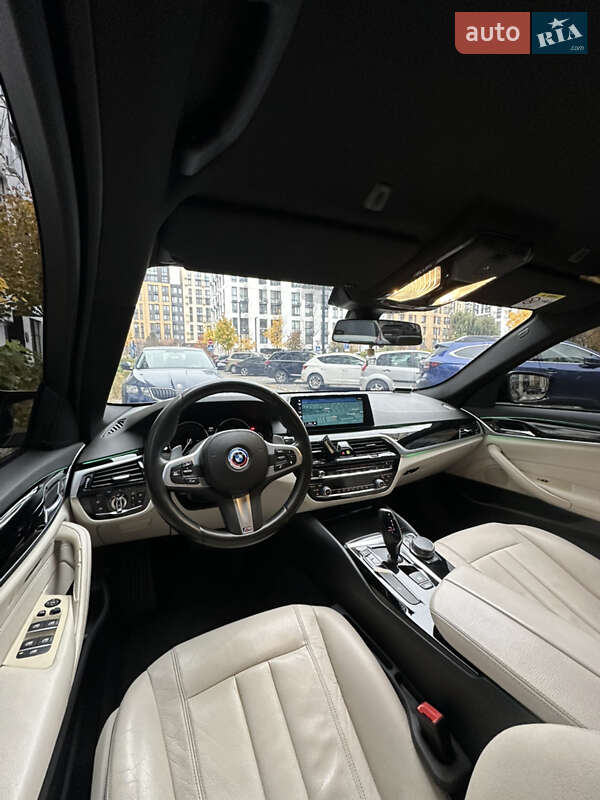 Седан BMW 5 Series 2017 в Києві