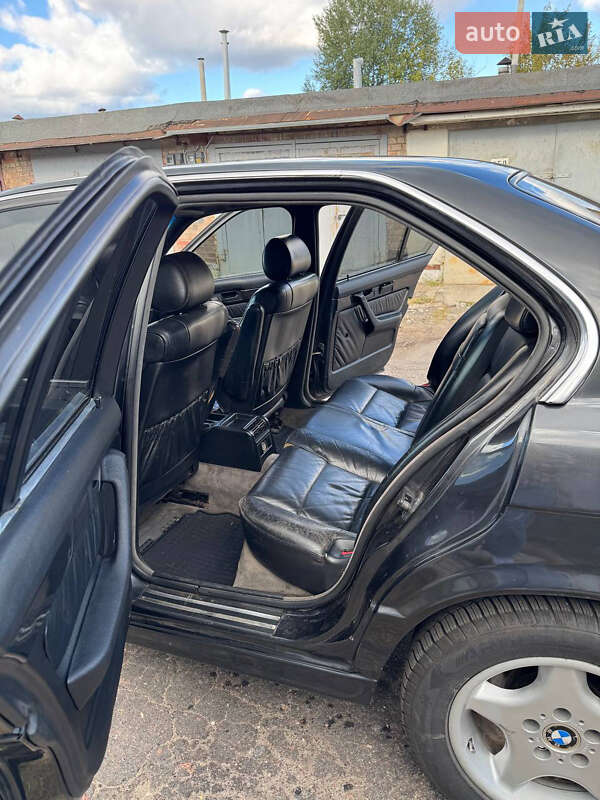 Седан BMW 5 Series 1990 в Киеве фото 12 Седан BMW 5 Series 1990 в Киеве