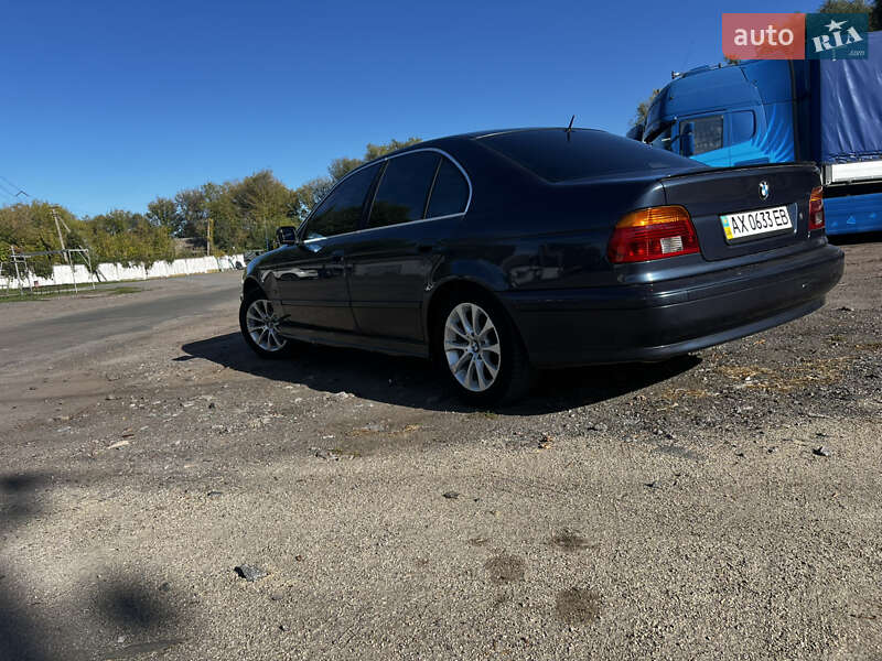 Седан BMW 5 Series 2001 в Киеве