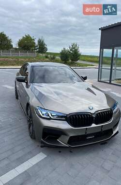 Седан BMW 5 Series 2017 в 