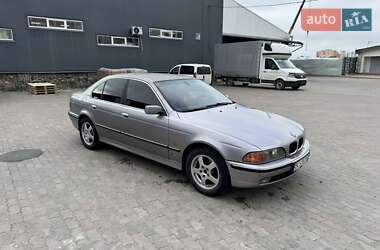 Седан BMW 5 Series 1999 в Стрию