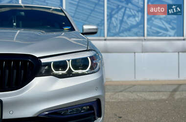 Седан BMW 5 Series 2017 в 