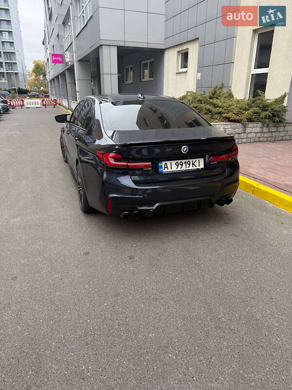 Седан BMW 5 Series 2018 в Киеве