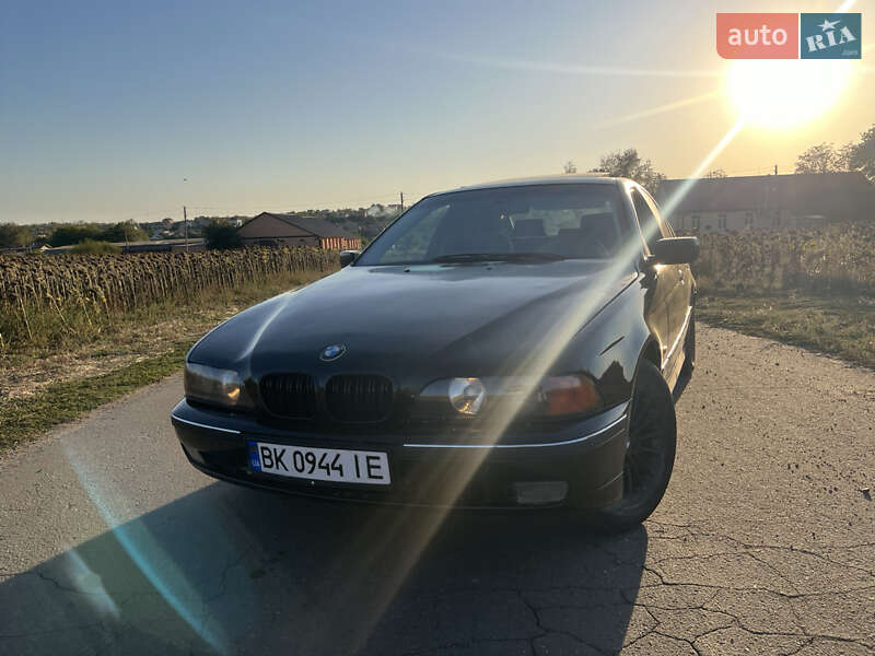 BMW 5 Series 1998
