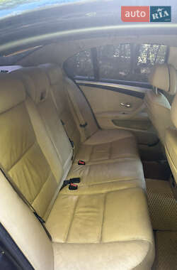 Седан BMW 5 Series 2006 в 