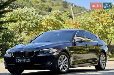 Седан BMW 5 Series 2012 в Межгорье