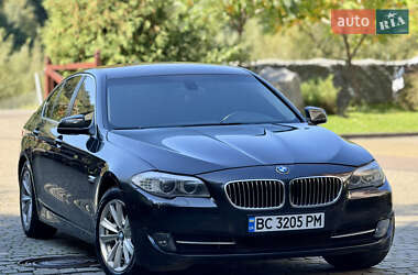 Седан BMW 5 Series 2012 в Міжгір'ї