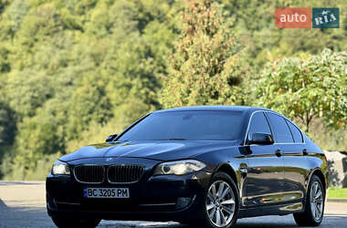 Седан BMW 5 Series 2012 в Межгорье