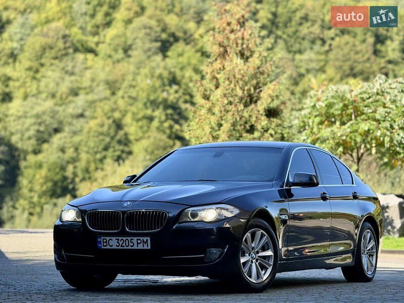 Седан BMW 5 Series 2012 в Міжгір'ї