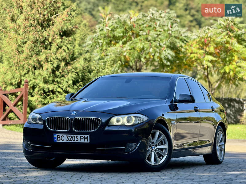 Седан BMW 5 Series 2012 в Міжгір'ї