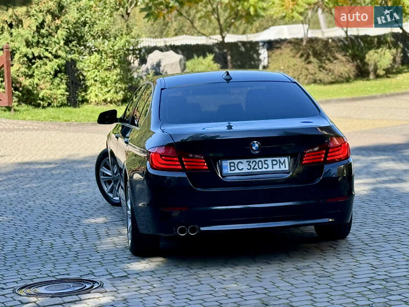 Седан BMW 5 Series 2012 в Міжгір'ї