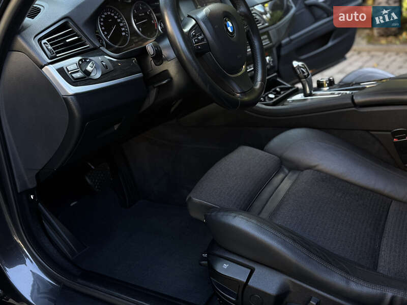 Седан BMW 5 Series 2012 в Міжгір'ї