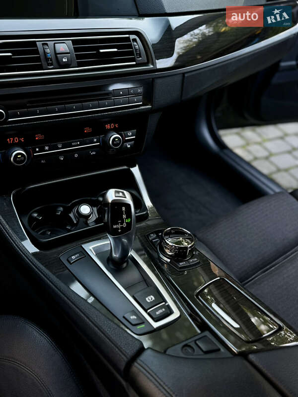 Седан BMW 5 Series 2012 в Міжгір'ї