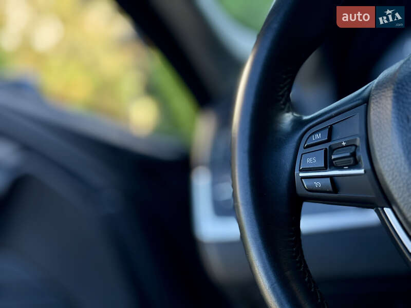 Седан BMW 5 Series 2012 в Міжгір'ї