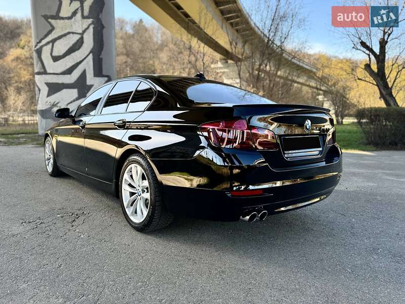 Седан BMW 5 Series 2013 в Кропивницком