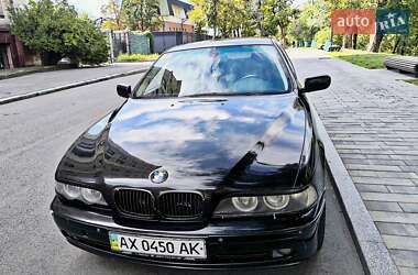 Седан BMW 5 Series 2000 в Харькове