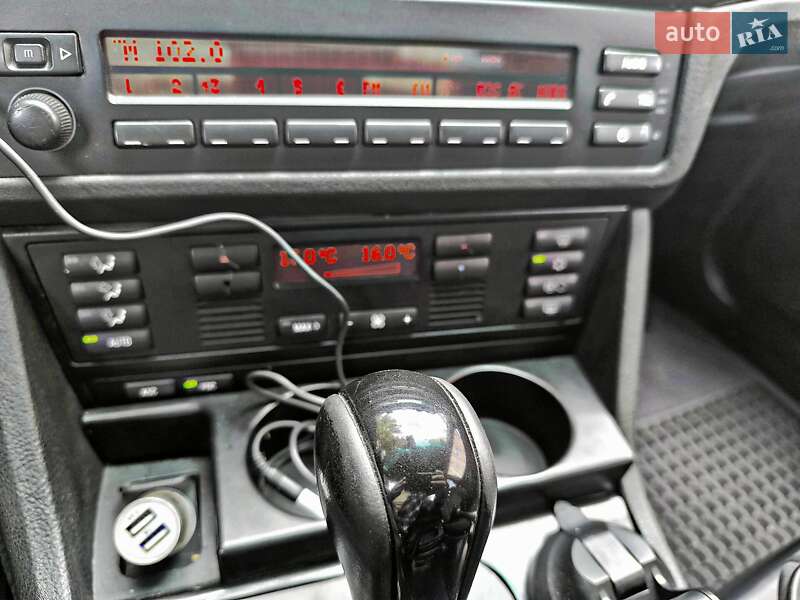 Седан BMW 5 Series 2000 в Харкові