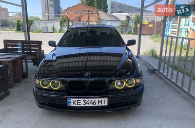 Седан BMW 5 Series 2001 в Харькове