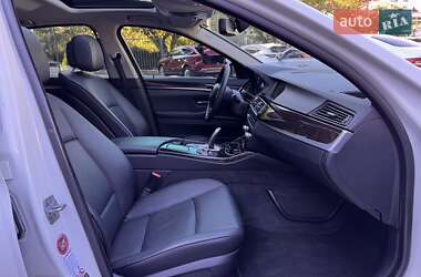 Седан BMW 5 Series 2013 в 
