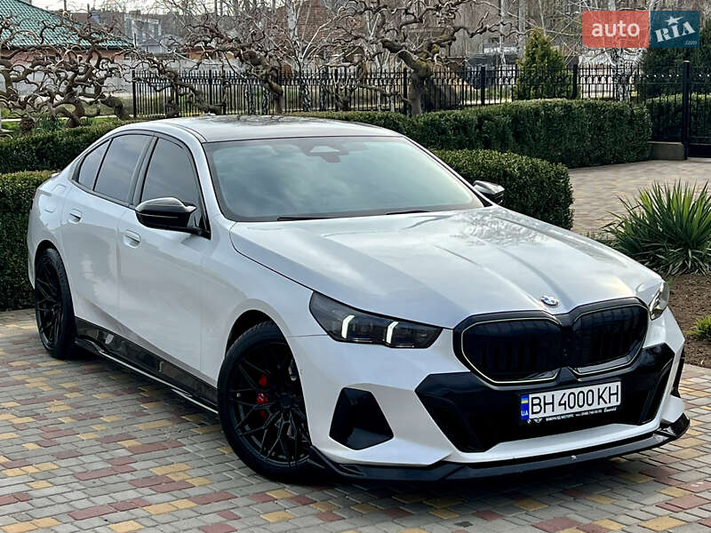 Седан BMW 5 Series 2023 в Одесі