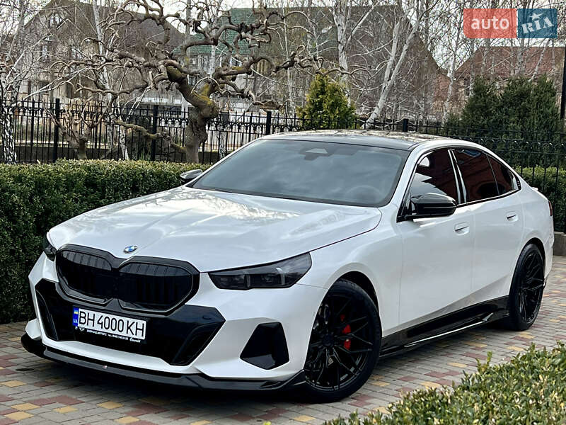 Седан BMW 5 Series 2023 в Одесі