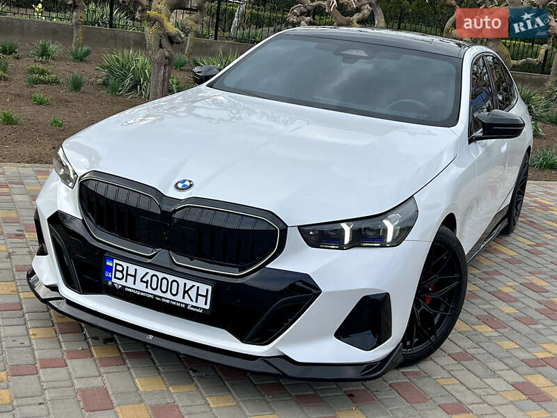 Седан BMW 5 Series 2023 в Одесі
