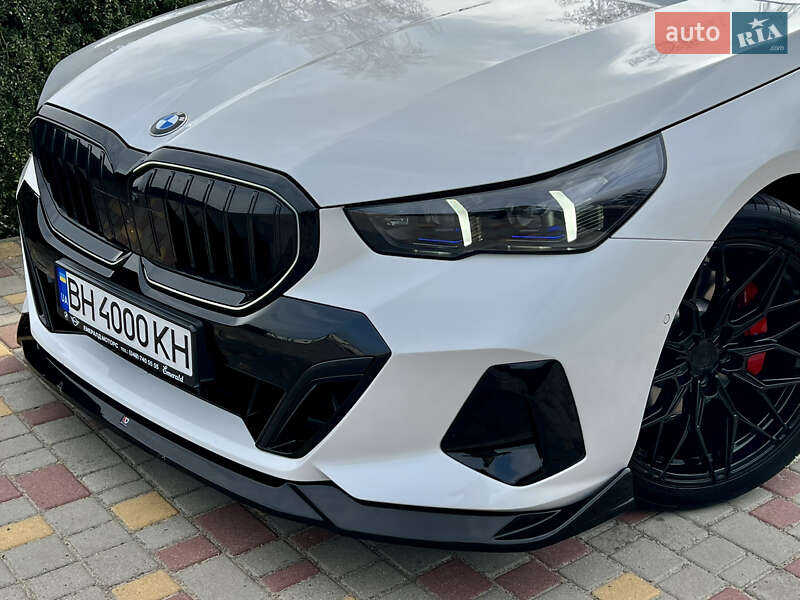 Седан BMW 5 Series 2023 в Одесі